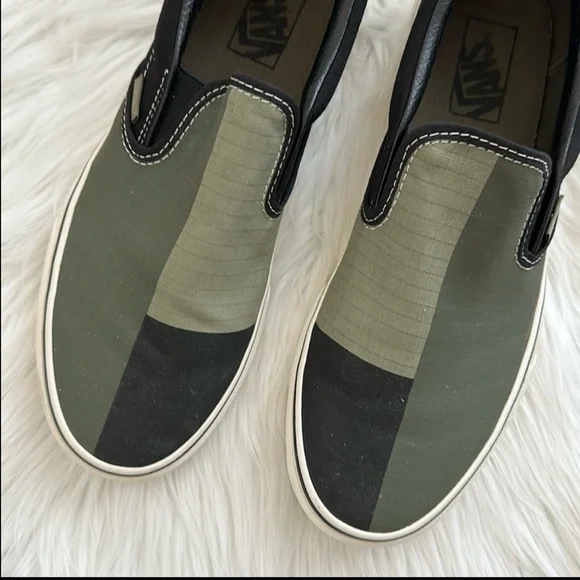 VAN’S | Men’s Classic Slip-On 66 Supply Sneakers |Vetiver Black Green | Size 8.5 - Picture 4 of 13